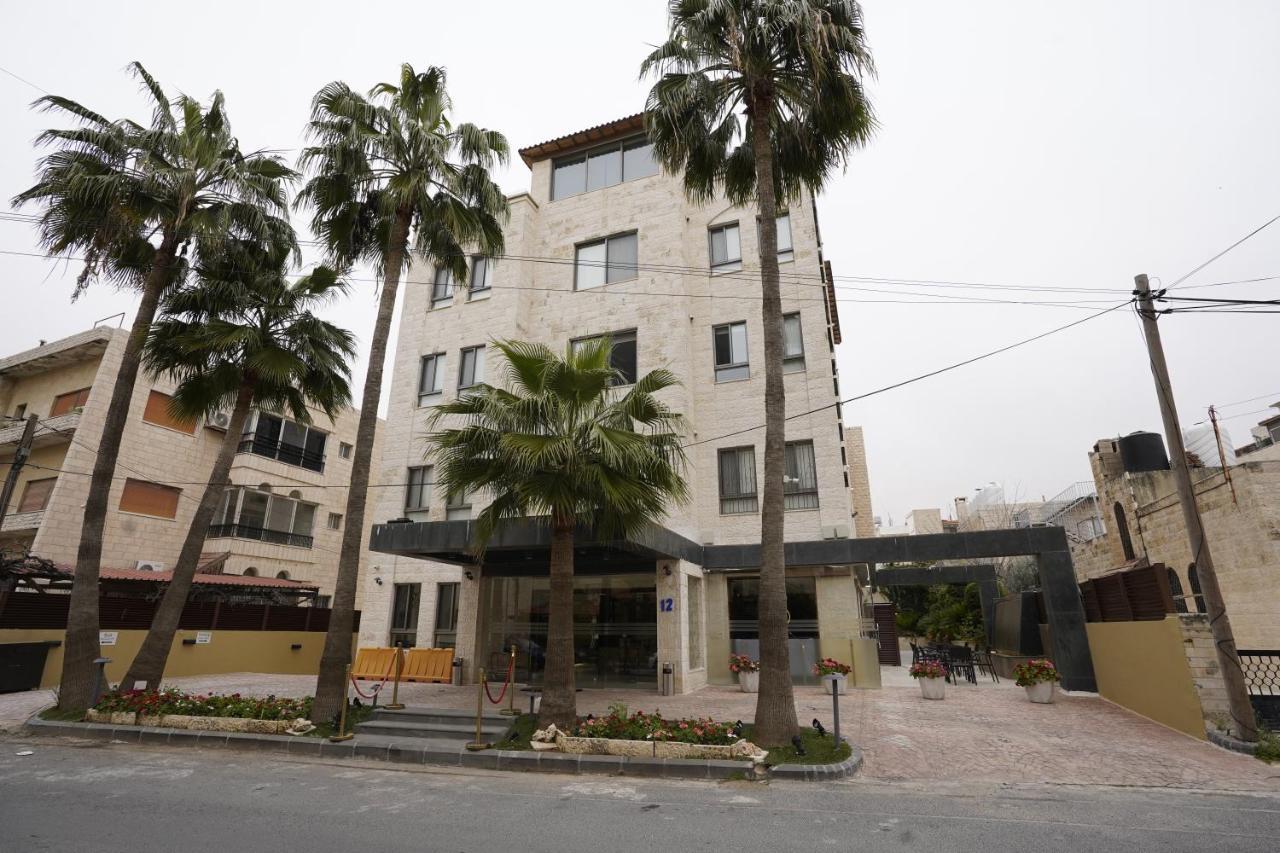 Naylover Hotel Suites Amman Eksteriør bilde