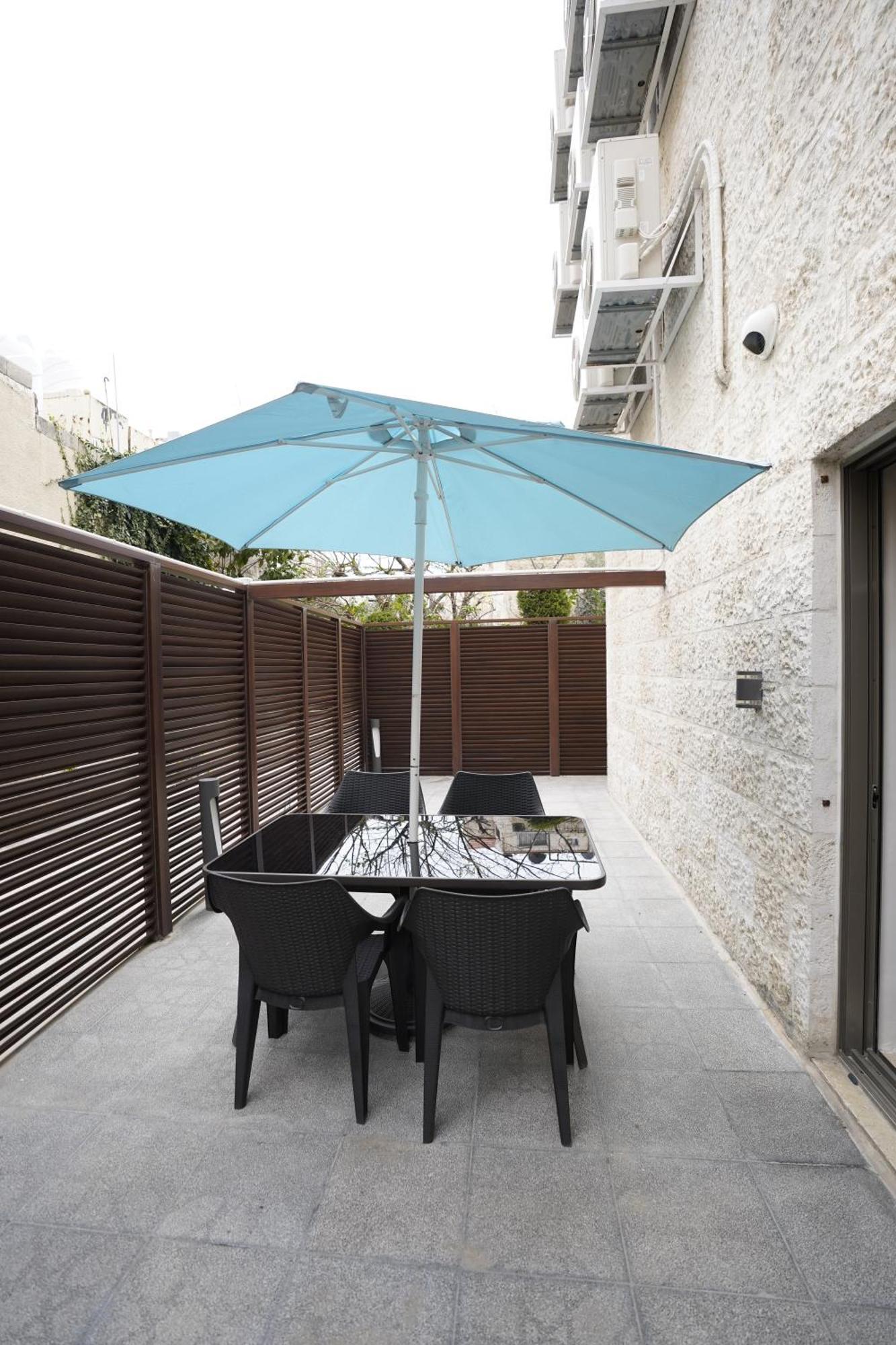 Naylover Hotel Suites Amman Eksteriør bilde