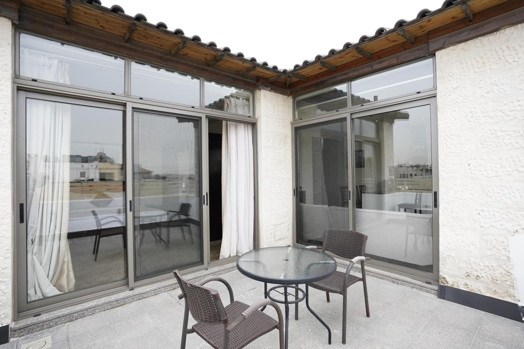 Naylover Hotel Suites Amman Eksteriør bilde