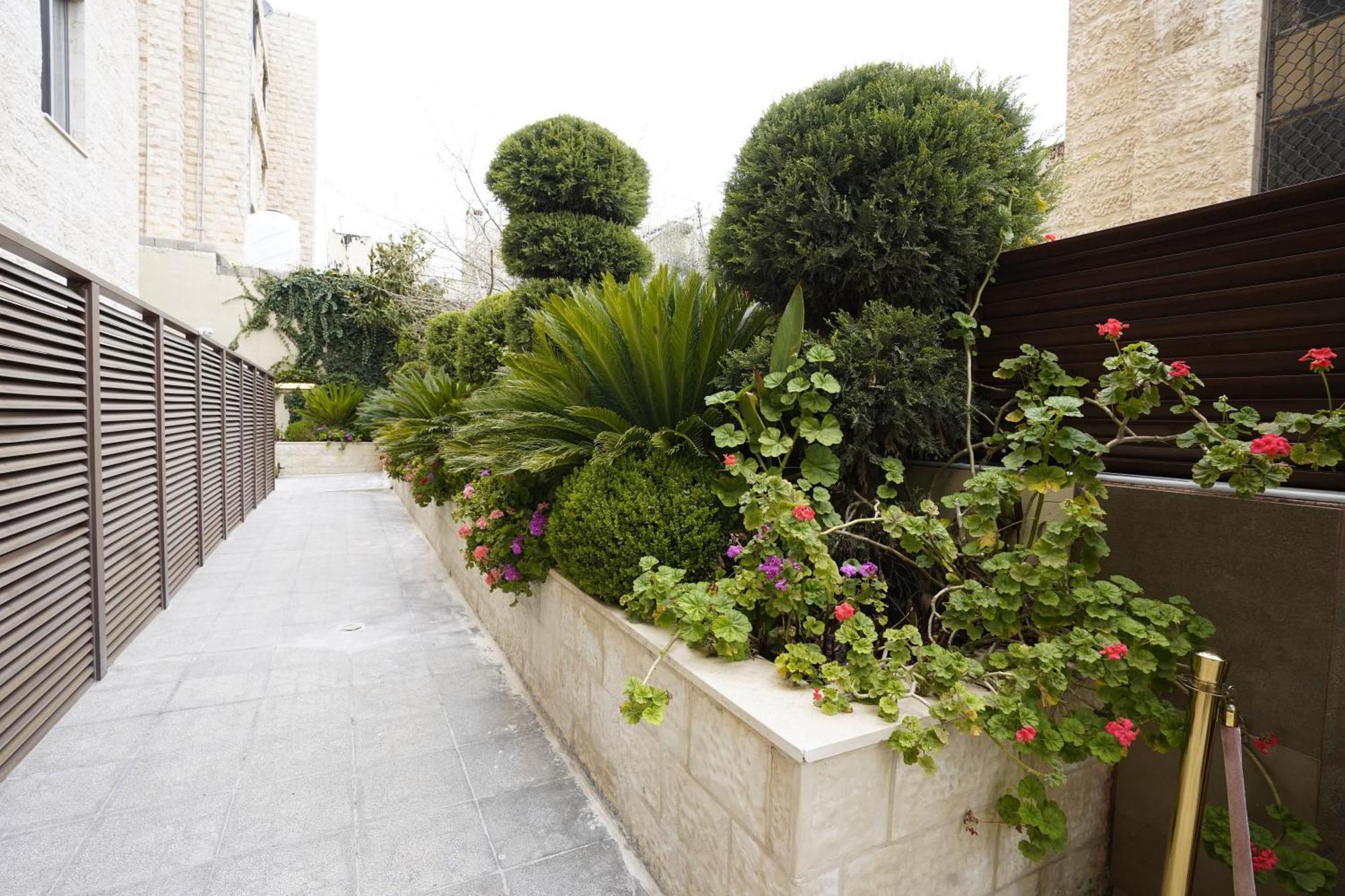Naylover Hotel Suites Amman Eksteriør bilde