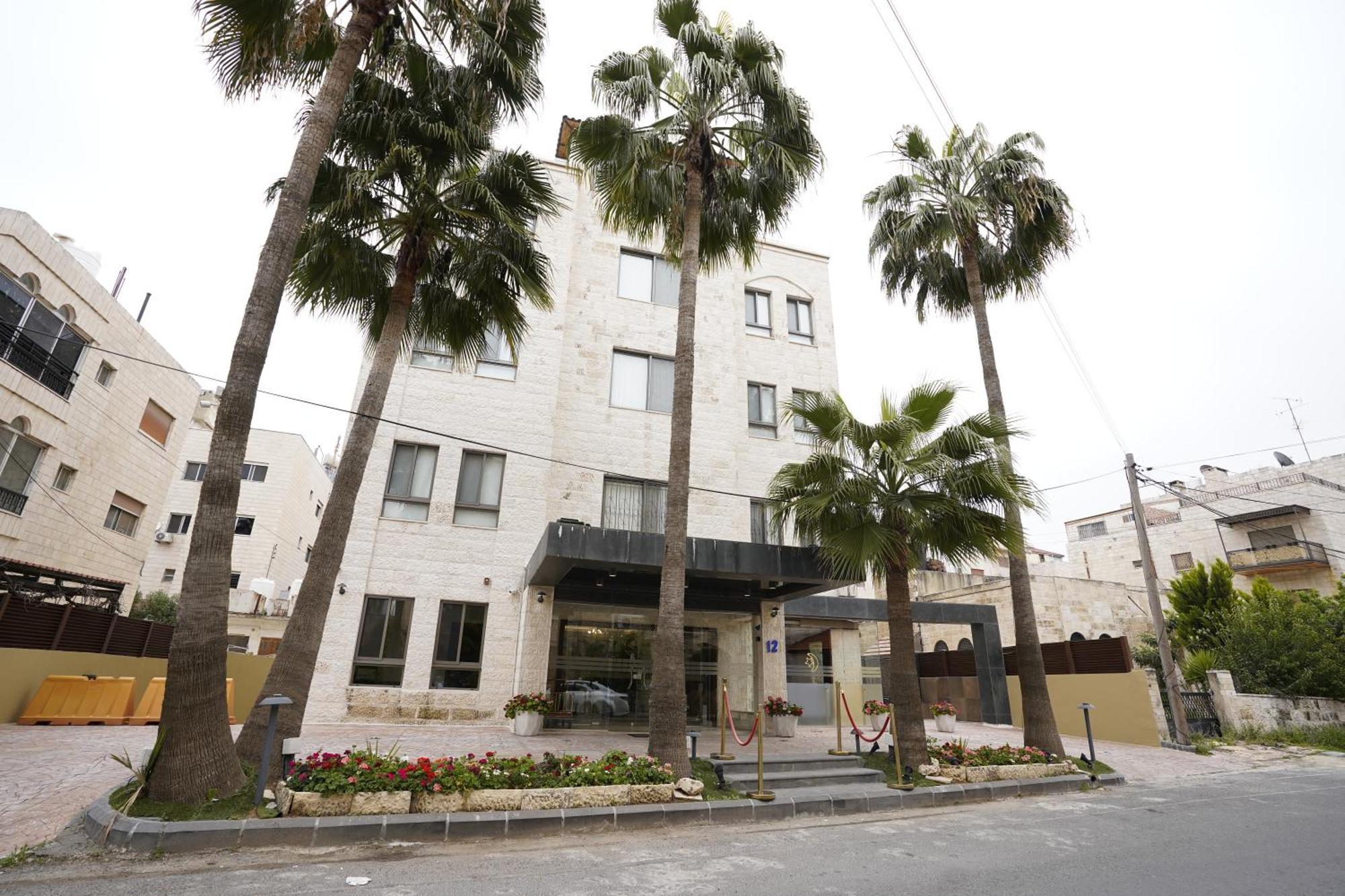 Naylover Hotel Suites Amman Eksteriør bilde