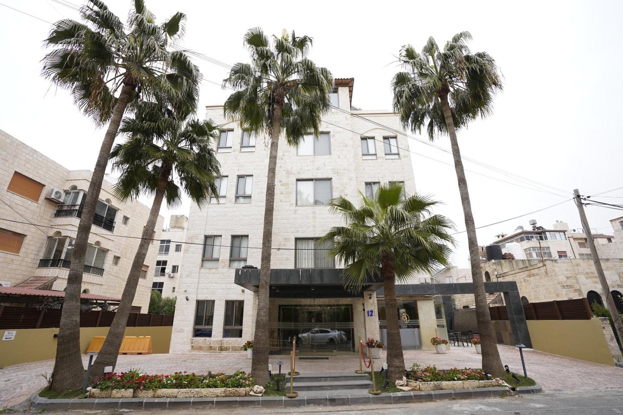 Naylover Hotel Suites Amman Eksteriør bilde