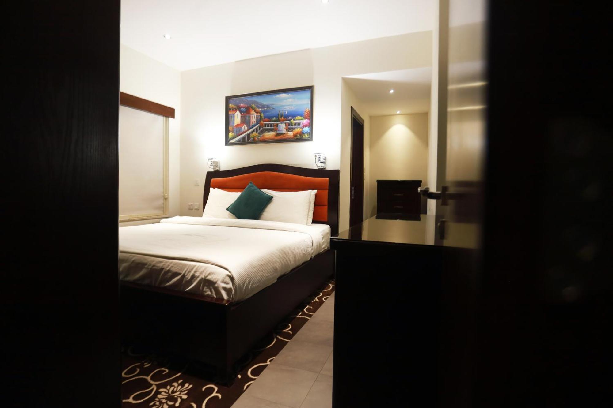 Naylover Hotel Suites Amman Eksteriør bilde