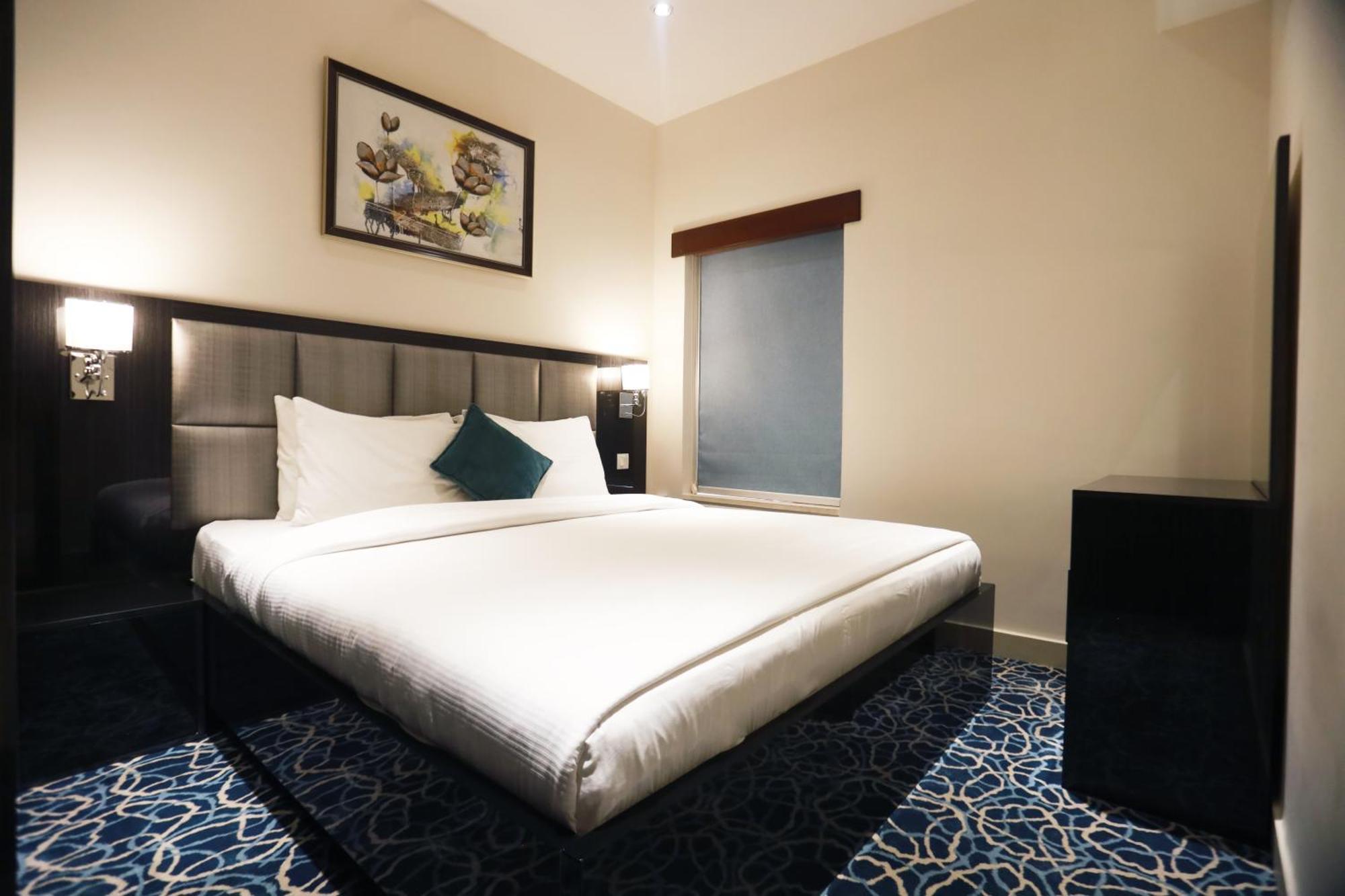 Naylover Hotel Suites Amman Eksteriør bilde