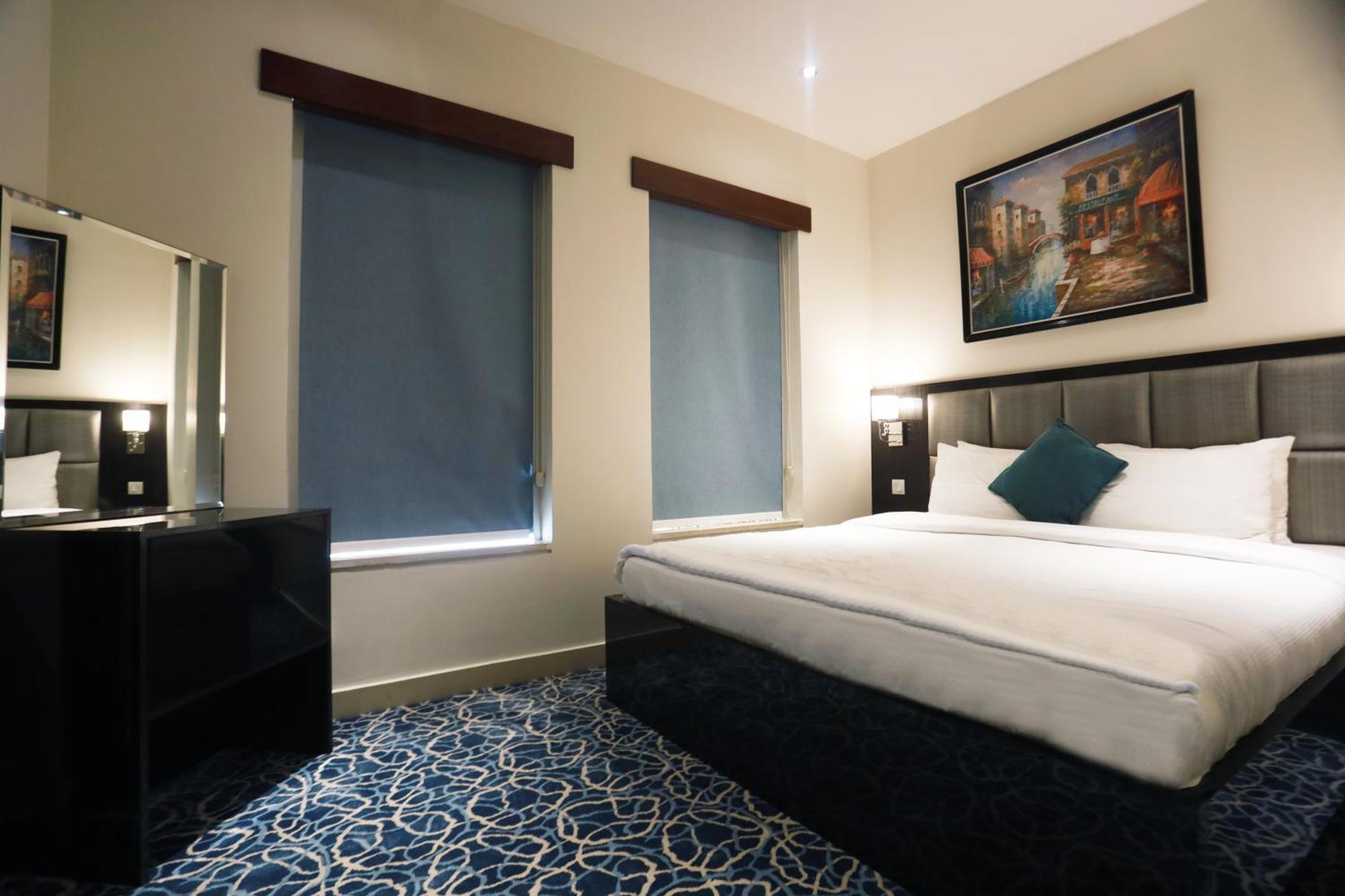 Naylover Hotel Suites Amman Eksteriør bilde